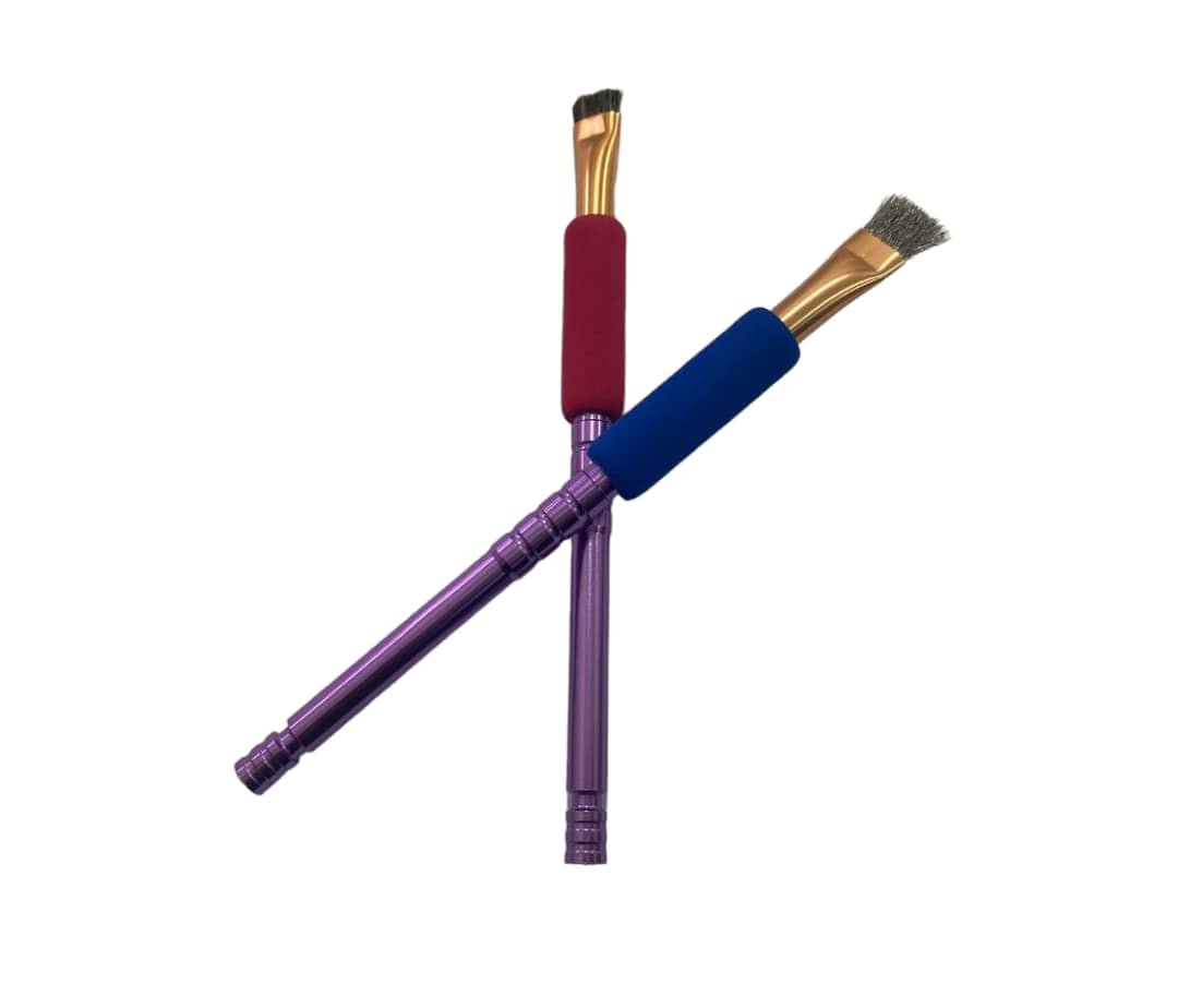 Double-head dual-purpose brush